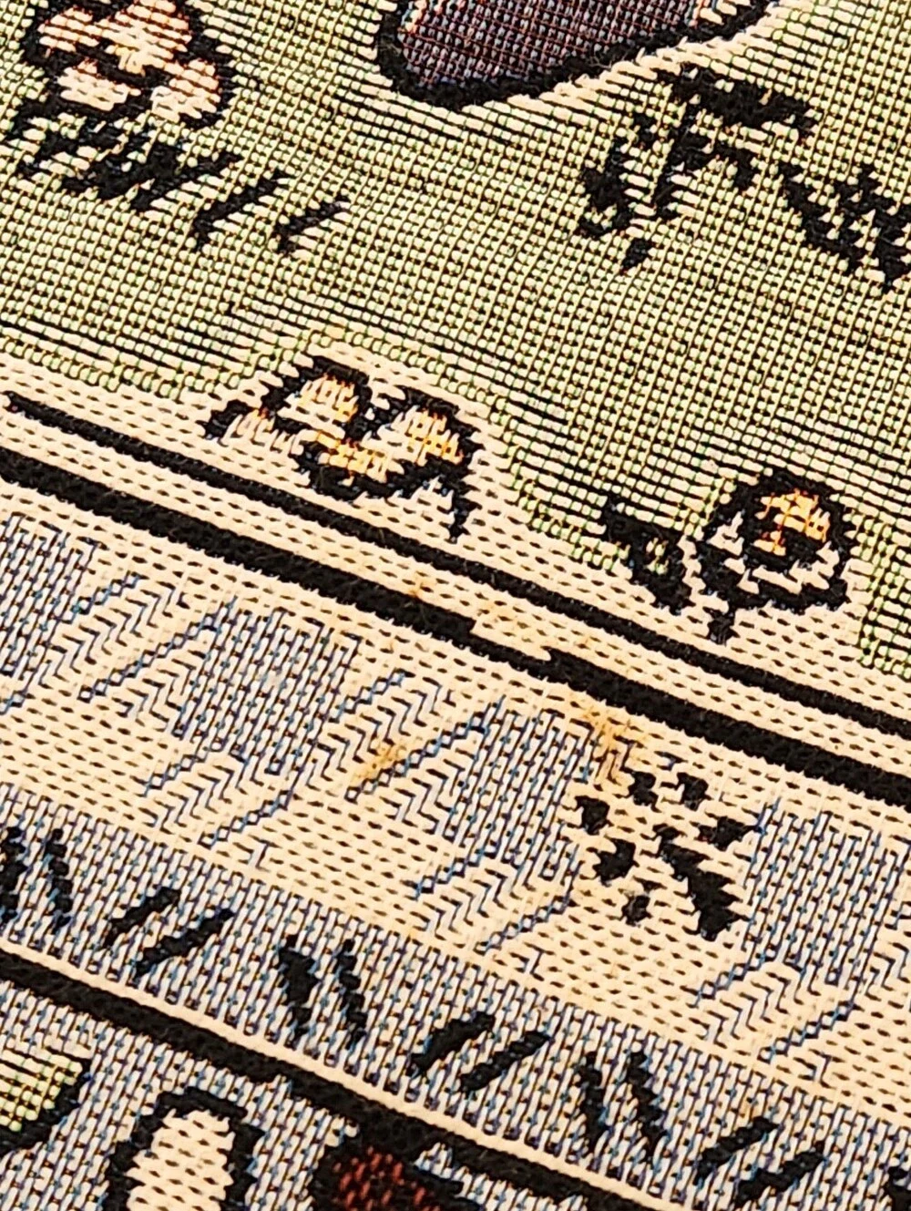 Vintage 90s Disney Winnie the Pooh Daisy Chains Woven Tapestry 27×27